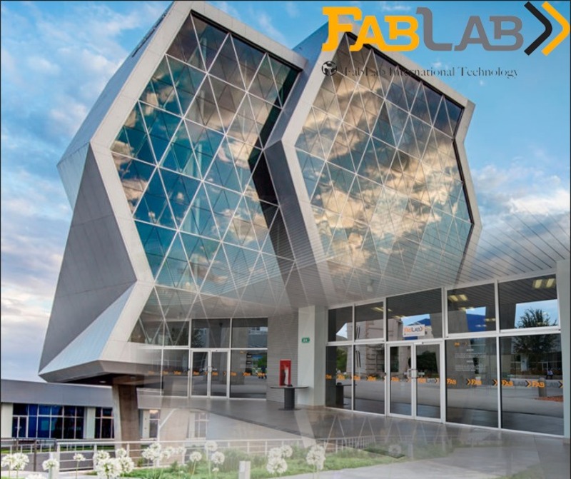 Fab Lab / Le Dôme / Contacts